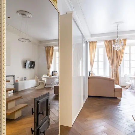 Old Town Luxury Self Check * Вильнюс