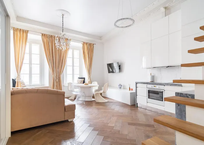 Old Town Luxury Self Check * Вильнюс