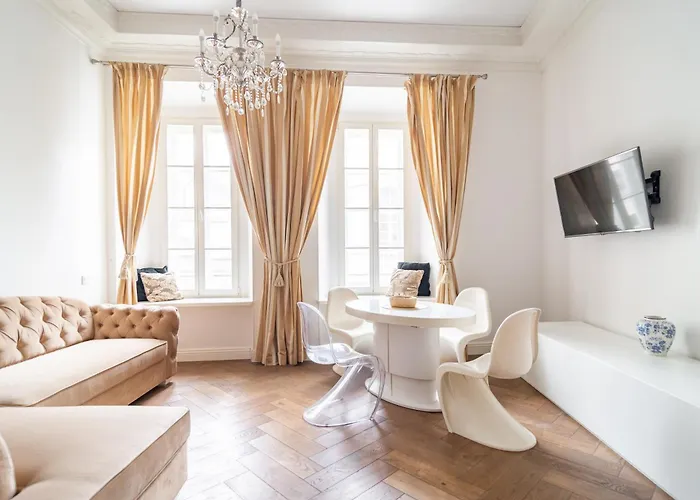 Old Town Luxury Self Check Vilnius