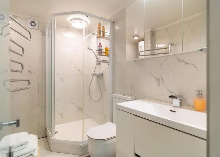 Old Town Luxury Self Check Апартаменты Вильнюс