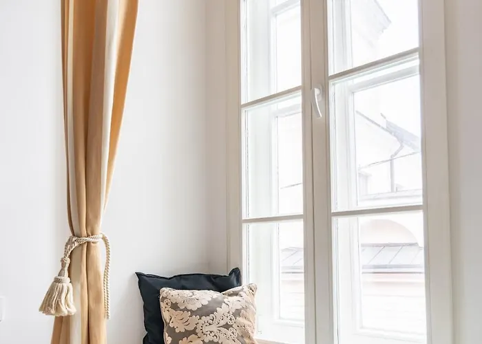 Daire Old Town Luxury Self Check